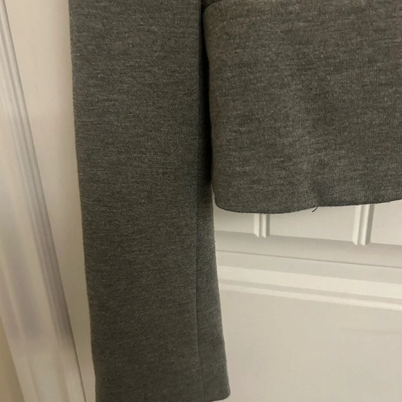 Moussy blazer size 1 Small- tuxedo style in very good condition - Picture 8 of 9